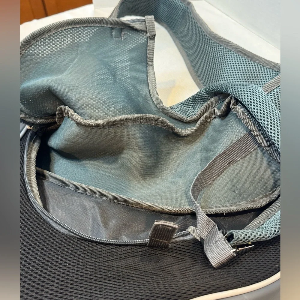 YUDODO Pet Sling Carrier for Small Dogs & Cats Hands Free Breathable Mesh